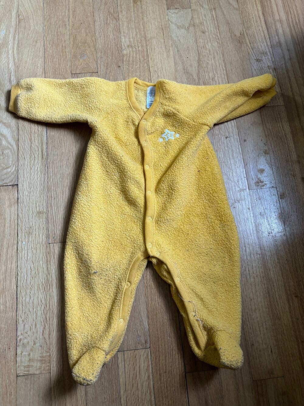 Small Wonders baby fleece footed pajamas 6-9M yellow star